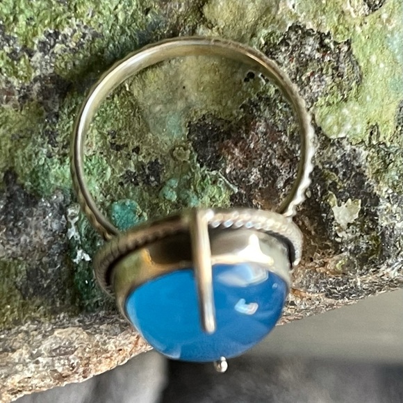 🌟 Blue Chalcedony Sterling Silver Ring - Picture 4 of 10